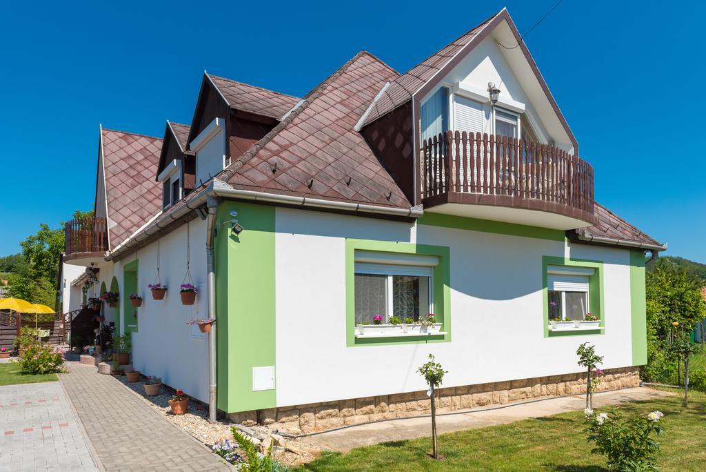 Andrea Apartmanház Balatongyörök Exterior foto